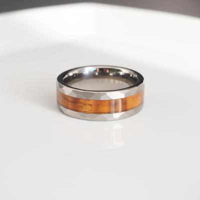WELDWOOD Tungsten Wedding Band – 8mm Hammered Silver Ring with Whiskey Barrel Wood Inlay